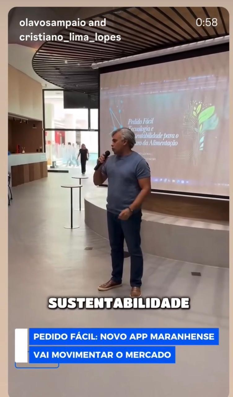 Cristiano Lopes apresentando tecnologia e sustentabilidade em evento da Abrasel